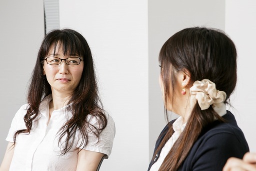 画像ギャラリー No.006のサムネイル画像 / 「フィリスのアトリエ」参加アーティストインタビュー。霜月はるか氏，なるけみちこ氏，阿部隆大氏が考える「アトリエ」らしさとは。新曲2曲の先行試聴も！