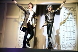 画像ギャラリー No.008のサムネイル画像 / 2.5次元ダンスライブ「ALIVESTAGE」Episode 1が開幕,ゲネプロの模様をお届け。Growthの歌とダンスにきっと虜になる