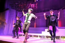 画像ギャラリー No.024のサムネイル画像 / 2.5次元ダンスライブ「ALIVESTAGE」Episode 1が開幕,ゲネプロの模様をお届け。Growthの歌とダンスにきっと虜になる