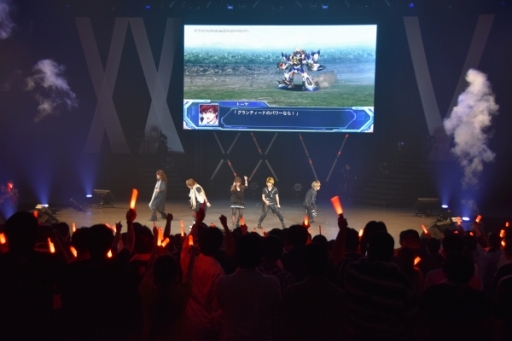画像ギャラリー No.024のサムネイル画像 / スパロボ25周年記念イベント「鋼の超感謝祭2016」が開催。「スーパーロボット大戦V」の発表や，プレミアムライブで盛り上がったステージの模様をレポート