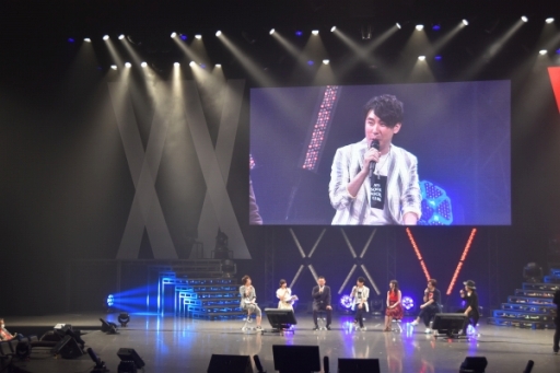 画像ギャラリー No.057のサムネイル画像 / スパロボ25周年記念イベント「鋼の超感謝祭2016」が開催。「スーパーロボット大戦V」の発表や，プレミアムライブで盛り上がったステージの模様をレポート