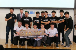 画像ギャラリー No.046のサムネイル画像 / ユービーアイソフトのプライベートイベント「UBIDAY2016」開催。注目の「ウォッチドッグス 2」や「フォーオナー」の実機プレイがお披露目に