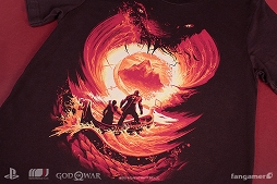 画像ギャラリー No.006のサムネイル画像 / 「God of War」オリジナルTシャツやピンバッジが登場。オンラインイベントも