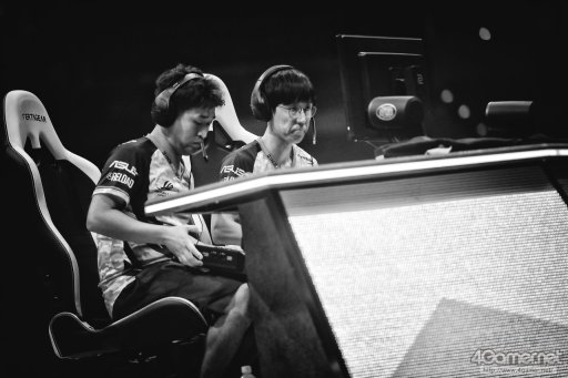 画像ギャラリー No.003のサムネイル画像 / ［EVO2017］「鉄拳7」部門優勝者，JDCR選手にインタビュー。Echo Foxのサポートが優勝に導いてくれた