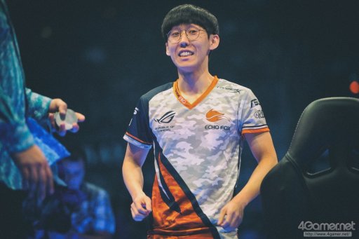 画像ギャラリー No.004のサムネイル画像 / ［EVO2017］「鉄拳7」部門優勝者，JDCR選手にインタビュー。Echo Foxのサポートが優勝に導いてくれた
