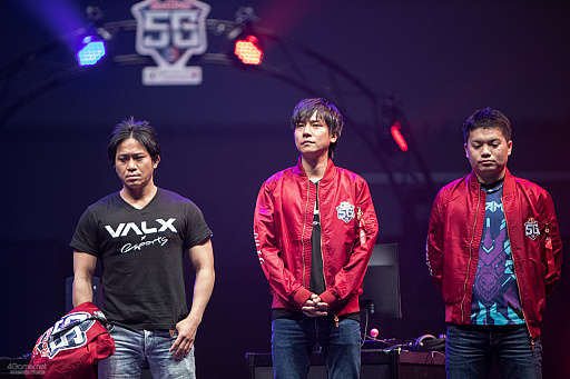 画像ギャラリー No.005のサムネイル画像 / Gメッセ群馬で開催された「Red Bull 5G 2021 FINALS」レポート。ジャンルを越えた強豪プレイヤーが集結,激闘を展開した