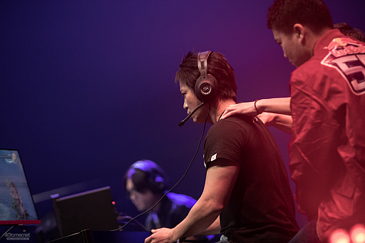 画像ギャラリー No.007のサムネイル画像 / Gメッセ群馬で開催された「Red Bull 5G 2021 FINALS」レポート。ジャンルを越えた強豪プレイヤーが集結,激闘を展開した