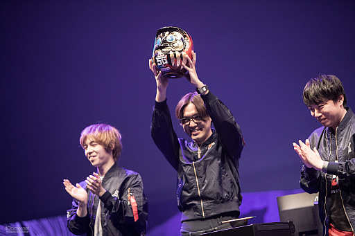 画像ギャラリー No.010のサムネイル画像 / Gメッセ群馬で開催された「Red Bull 5G 2021 FINALS」レポート。ジャンルを越えた強豪プレイヤーが集結,激闘を展開した