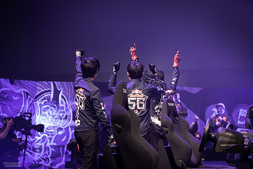 画像ギャラリー No.026のサムネイル画像 / Gメッセ群馬で開催された「Red Bull 5G 2021 FINALS」レポート。ジャンルを越えた強豪プレイヤーが集結,激闘を展開した