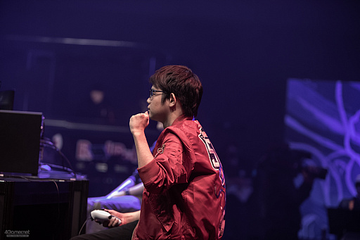 画像ギャラリー No.030のサムネイル画像 / Gメッセ群馬で開催された「Red Bull 5G 2021 FINALS」レポート。ジャンルを越えた強豪プレイヤーが集結,激闘を展開した