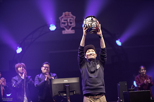 画像ギャラリー No.033のサムネイル画像 / Gメッセ群馬で開催された「Red Bull 5G 2021 FINALS」レポート。ジャンルを越えた強豪プレイヤーが集結,激闘を展開した