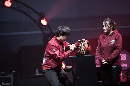 画像ギャラリー No.036のサムネイル画像 / Gメッセ群馬で開催された「Red Bull 5G 2021 FINALS」レポート。ジャンルを越えた強豪プレイヤーが集結,激闘を展開した