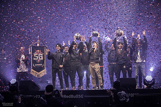 画像ギャラリー No.039のサムネイル画像 / Gメッセ群馬で開催された「Red Bull 5G 2021 FINALS」レポート。ジャンルを越えた強豪プレイヤーが集結,激闘を展開した