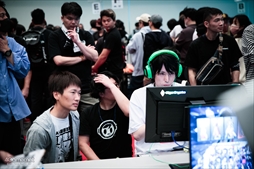 画像ギャラリー No.073のサムネイル画像 / 「鉄拳7」最後のMASTERCUPには765(ナムコ)人が参戦! 初のPC版開催となった同大会の模様をフォトレポートで紹介