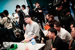 画像ギャラリー No.091のサムネイル画像 / 「鉄拳7」最後のMASTERCUPには765(ナムコ)人が参戦! 初のPC版開催となった同大会の模様をフォトレポートで紹介