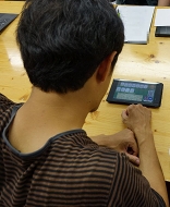 画像ギャラリー No.001のサムネイル画像 / すべては，手描きのカードから始まった。スマホにやってきた“ひつじを増やす1人用ゲーム”「シェフィ―Shephy―」開発者インタビュー