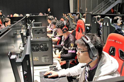 画像ギャラリー No.002のサムネイル画像 / DMM GAMES公式大会「PUBG JAPAN SERIES」,β1部リーグ PHASE1 DAY1をレポート。開幕戦を制したのはSunSister Suicider's