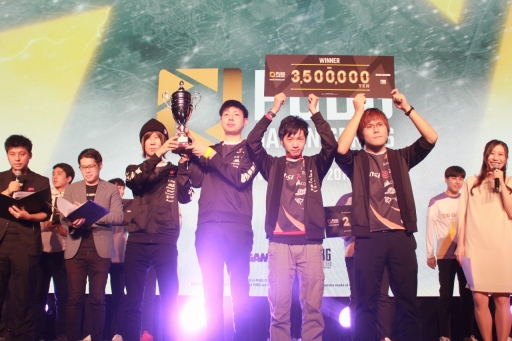 画像ギャラリー No.040のサムネイル画像 / 2度のドン勝を決めたSunSister Suicider'sが優勝！　「PUBG」国内初の賞金制大会「PJS Winter Invitational 2018」をレポート