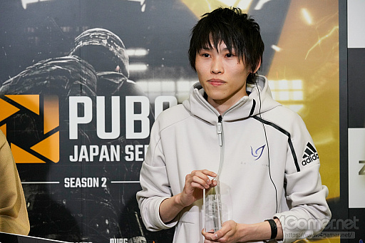 画像ギャラリー No.010のサムネイル画像 / 「PUBG JAPAN SERIES Season2 Grade1」。V3Fが2ドン勝でSSSに迫り，CGXも猛烈な追い上げを見せたDay2レポートを写真たっぷりでお届け