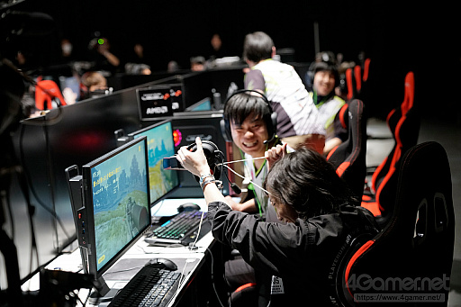 画像ギャラリー No.021のサムネイル画像 / 「PUBG JAPAN SERIES Season2 Grade1」。V3Fが2ドン勝でSSSに迫り，CGXも猛烈な追い上げを見せたDay2レポートを写真たっぷりでお届け