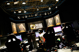 画像ギャラリー No.024のサムネイル画像 / 「PUBG JAPAN SERIES Season2 Grade1」。V3Fが2ドン勝でSSSに迫り，CGXも猛烈な追い上げを見せたDay2レポートを写真たっぷりでお届け