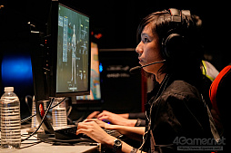 画像ギャラリー No.066のサムネイル画像 / 「PUBG JAPAN SERIES Season2 Grade1」。V3Fが2ドン勝でSSSに迫り，CGXも猛烈な追い上げを見せたDay2レポートを写真たっぷりでお届け