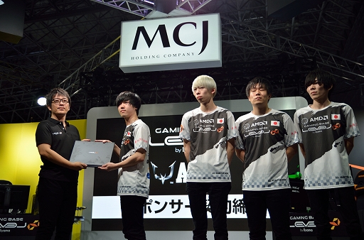 画像ギャラリー No.002のサムネイル画像 / ［TGS 2019］MCJブースで「LEVEL∞ × PJS -PUBG e-sports STAGE-」が開催。トークイベントやエキシビションマッチの様子をレポート