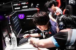 画像ギャラリー No.058のサムネイル画像 / 「PUBG JAPAN SERIES」Season4 Grade1 Day6レポート。世界大会への切符を手にしたのは「Rascal Jester」と「SunSister」
