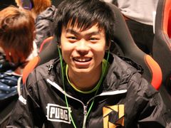 「PUBG JAPAN SERIES」，Grade1で活躍し続ける3チームの1つV3 FOXのManju選手インタビュー