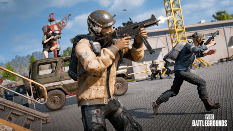 画像ギャラリー No.003のサムネイル画像 / 「PUBG」の7周年記念イベントが開催中。マップ「Erangel」の学校やレストランが華やかに装飾され，パーティーの雰囲気を楽しめる