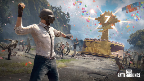 画像ギャラリー No.005のサムネイル画像 / 「PUBG」の7周年記念イベントが開催中。マップ「Erangel」の学校やレストランが華やかに装飾され，パーティーの雰囲気を楽しめる