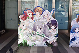 画像ギャラリー No.017のサムネイル画像 / 「To LOVEる-とらぶる- ダークネス」と「オルタナティブガールズ」がコラボ。声優陣出演コーナーも盛り上がったファンイベントの模様をレポート