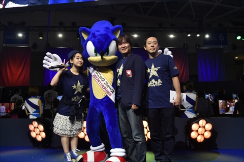 画像ギャラリー No.012のサムネイル画像 / ［TGS 2017］「ソニックフォース」，シャドウのプレイアブル化DLCが発売日に無料配信決定。飯塚 隆氏，中村 俊氏，悠木 碧さんが出演したステージをレポート