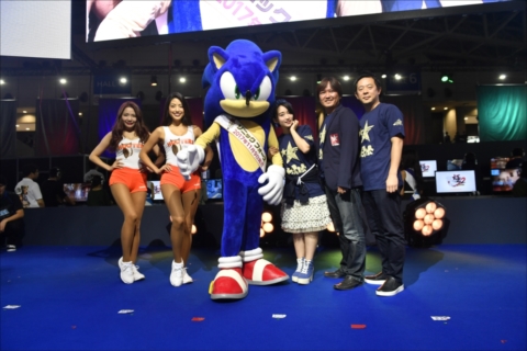 画像ギャラリー No.027のサムネイル画像 / ［TGS 2017］「ソニックフォース」，シャドウのプレイアブル化DLCが発売日に無料配信決定。飯塚 隆氏，中村 俊氏，悠木 碧さんが出演したステージをレポート