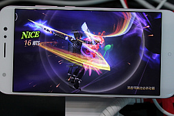 画像ギャラリー No.004のサムネイル画像 / ［CJ2016］スマホで遊べる「ソードアート・オンライン」の真打ち？　「黒衣剣士」のプレイインプレッション＆直撮りムービーを掲載