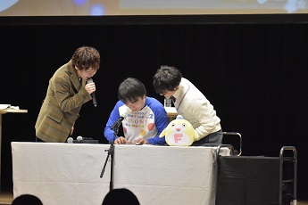 画像ギャラリー No.008のサムネイル画像 / 藤城学園と星蘭学院のメンバーで“ヌプチャパ”対決!?　波乱の「ボイきら×ユニゾン！〜きらめきRADIO SHOW TIME VOL.2〜」レポート