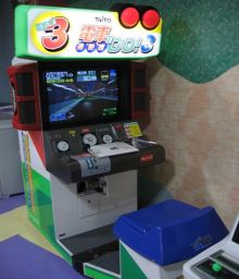 画像ギャラリー No.004のサムネイル画像 / 「電車でGO！！」の先行体験会が10月7日から順次開催。最新作の他に「電車でGO！3 通勤編」や，PS版「電車でGO！」も体験できる