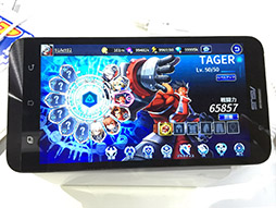 画像ギャラリー No.008のサムネイル画像 / ［TGS 2016］「BLAZBLUE」をスマホで手軽にプレイ。TGS 2016会場で，シリーズ最新作「BLAZBLUE REVOLUTION REBURNING」をプレイしてきた
