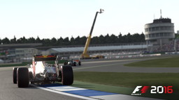 画像ギャラリー No.011のサムネイル画像 / 「F1 2016」，ダニエル・リカルド氏とジョリオン・パーマー氏によるバクー市街地サーキットのプレイ動画が公開