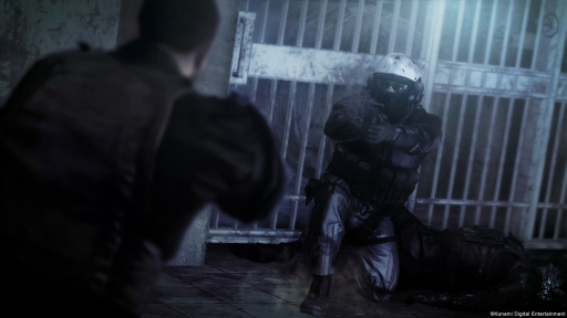 画像ギャラリー No.010のサムネイル画像 / 「METAL GEAR SURVIVE」の「シングルプレイモード」をプレイ。砂塵に包まれ,怪物が徘徊する未知の世界で,生き残るための厳しさを体感した