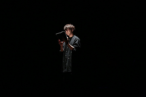 画像ギャラリー No.013のサムネイル画像 / 「NieR Music Concert 人形達ノ記憶」の模様をレポート。美しい音楽とオリジナルの朗読劇が,客席を「NieR:Automata」の世界へ引き込んだ