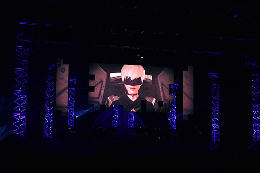 画像ギャラリー No.006のサムネイル画像 / 「NieR:Automata FAN FESTIVAL 12022 壊レタ五年間ノ声」をレポート。シリーズ作品の世界がクロスオーバーする朗読劇がお披露目に