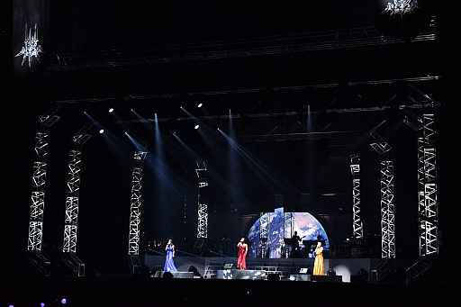 画像ギャラリー No.007のサムネイル画像 / 「NieR:Automata FAN FESTIVAL 12022 壊レタ五年間ノ声」をレポート。シリーズ作品の世界がクロスオーバーする朗読劇がお披露目に