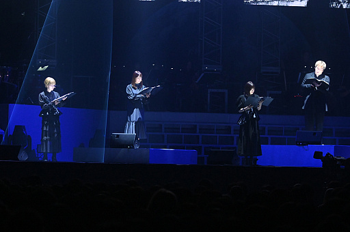 画像ギャラリー No.008のサムネイル画像 / 「NieR:Automata FAN FESTIVAL 12022 壊レタ五年間ノ声」をレポート。シリーズ作品の世界がクロスオーバーする朗読劇がお披露目に