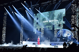 画像ギャラリー No.028のサムネイル画像 / 「NieR:Automata FAN FESTIVAL 12022 壊レタ五年間ノ声」をレポート。シリーズ作品の世界がクロスオーバーする朗読劇がお披露目に