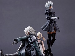 「NieR」シリーズ15周年記念「NieR Series 15th Anniversary BOX」を2026年2月28日に発売。スタチューフィギュア，CD，書籍を同梱