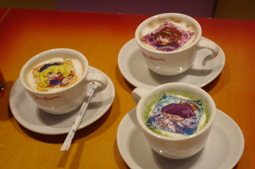 画像ギャラリー No.011のサムネイル画像 / ぷよぷよシリーズ25周年を記念して「ぷよぷよカフェ」が東京・大阪でオープン。店内の様子や試食会をレポート