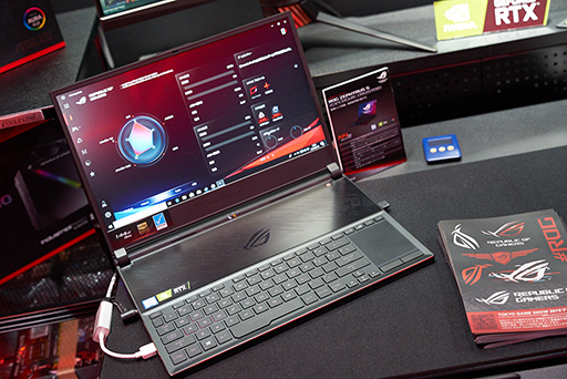 画像ギャラリー No.023のサムネイル画像 / ［TGS 2019］2020年版「着る毛布」からASUSの日本未発売製品まで，見どころ満載の「Bauhutte×ROG」共同ブースをチェック