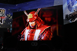 画像ギャラリー No.024のサムネイル画像 / ［TGS 2016］コーエー作品に縁の深い伊藤かな恵さんと竹本英史さんも登場。実機映像とOP映像が初公開された，スマホアプリ「信長の野望 〜俺たちの戦国〜」ステージイベント