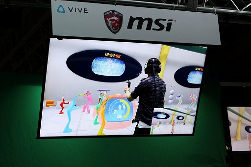 画像ギャラリー No.003のサムネイル画像 / ［TGS 2016］「スペースチャンネル5 VR ウキウキビューイングショー」プレイレポート。HTC ViveのVR空間に飛び込んで，うららのリポートショーを体感しよう！